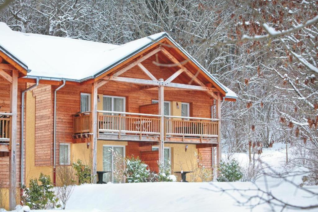 Duplex-Chalet Entre Lac Et Montagne Avec Balcon Лугрин Экстерьер фото
